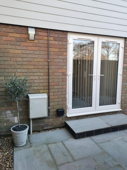 The Squirrels- Alresford, Essex Apartment Exterior foto