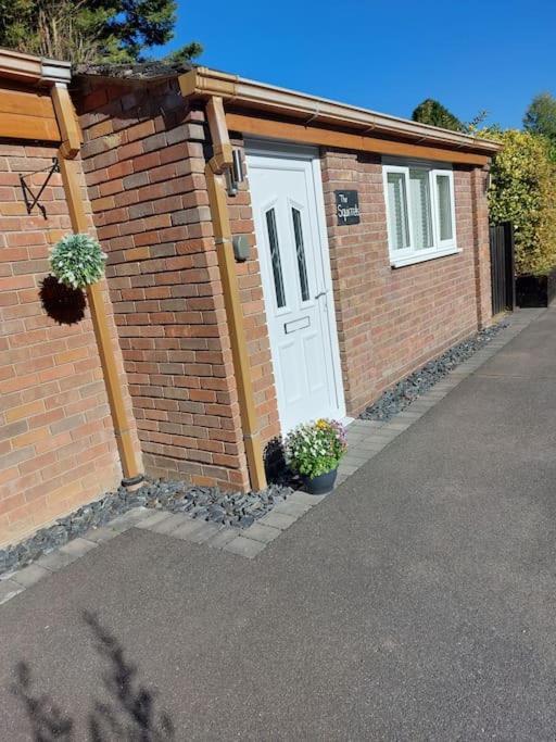 The Squirrels- Alresford, Essex Apartment Exterior foto